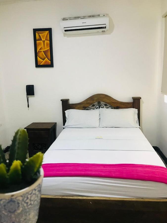 Hotel Maceo 梅尔加 外观 照片