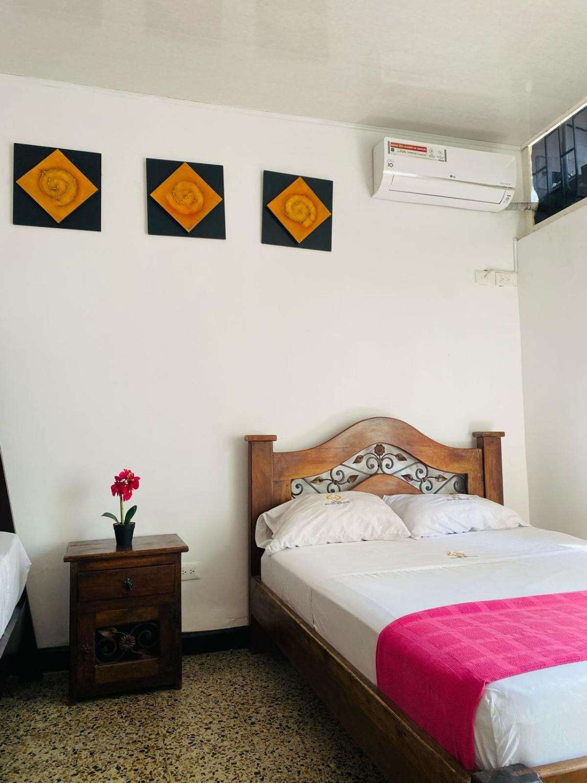Hotel Maceo 梅尔加 外观 照片