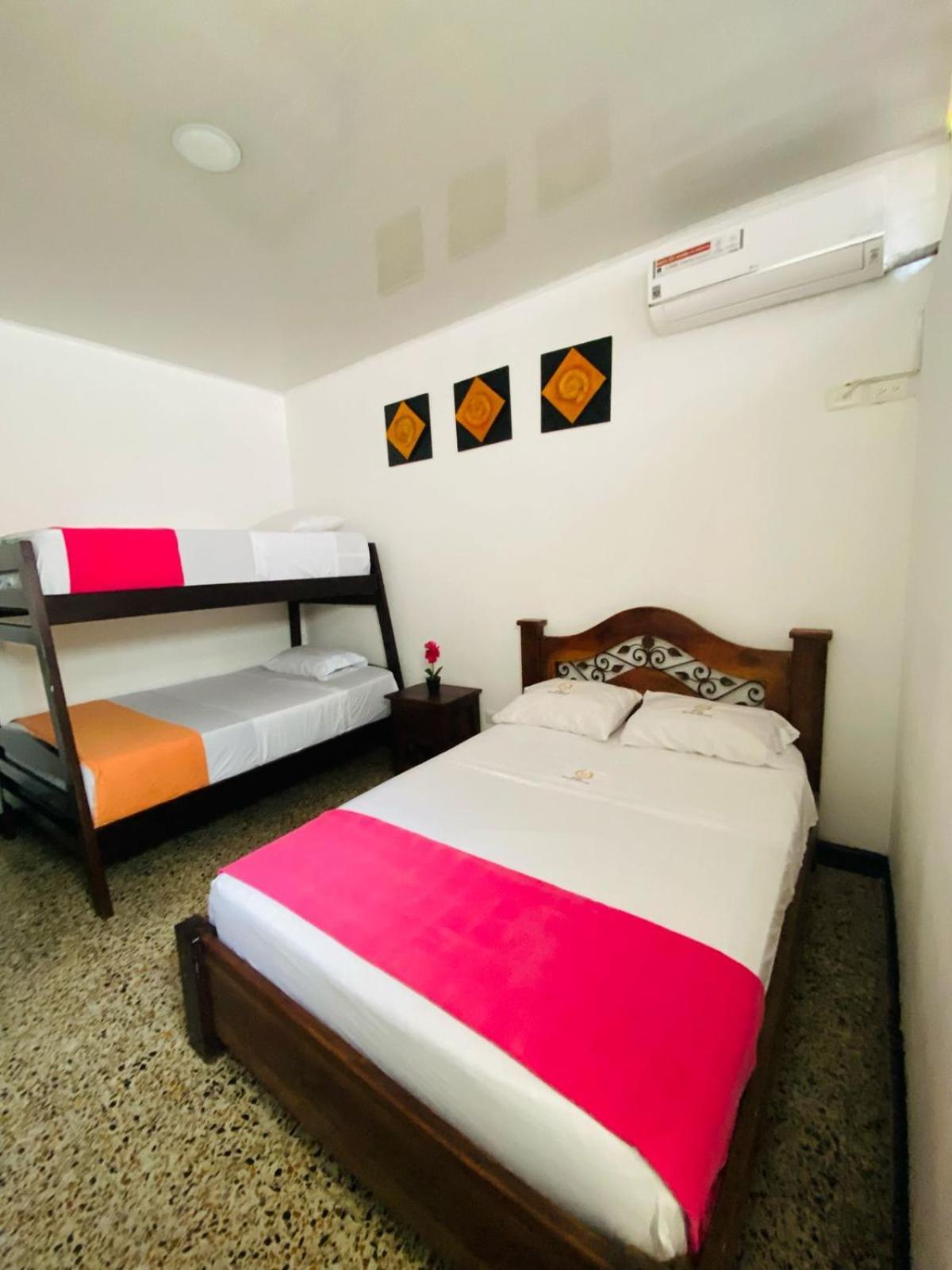 Hotel Maceo 梅尔加 外观 照片