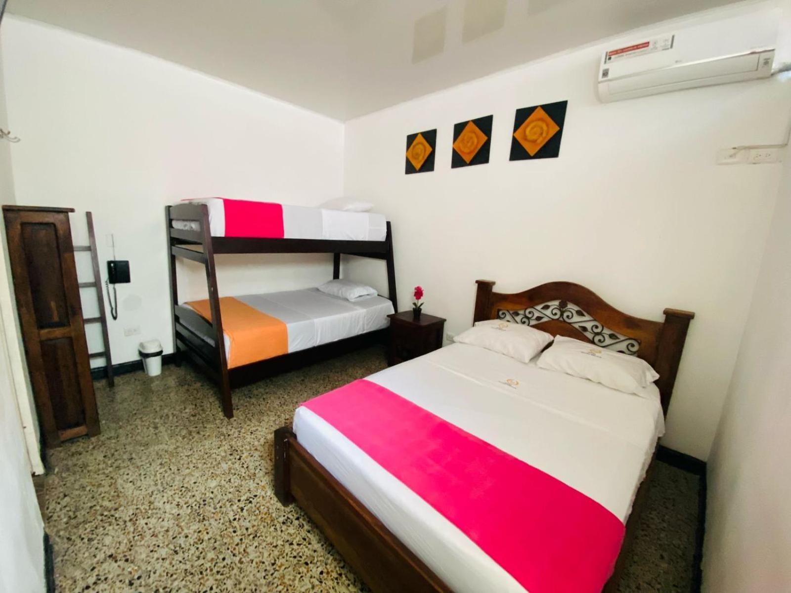 Hotel Maceo 梅尔加 外观 照片